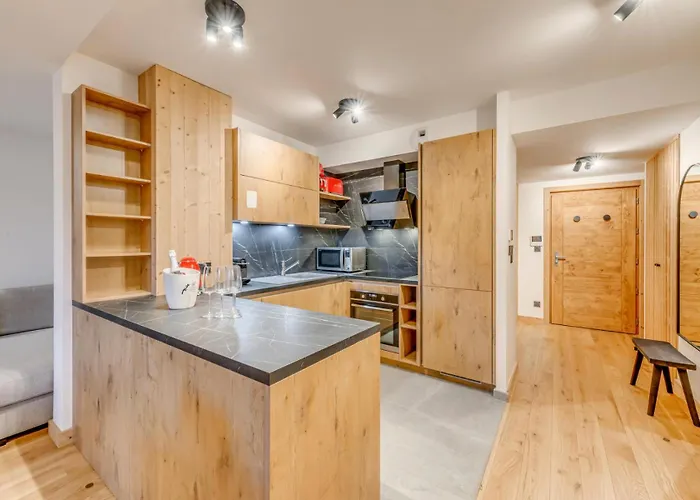 Le Grand Bouquetin - 3 Pieces Pour 6 Personnes Mae-0034 *